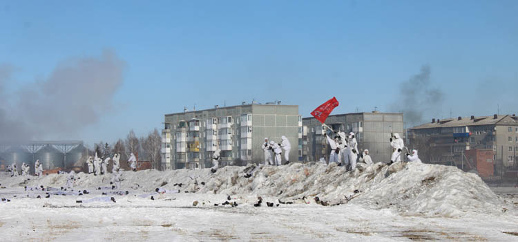 «Снежные призраки» вступили в бой. В Омской области прошла реконструкция событий под Севском
