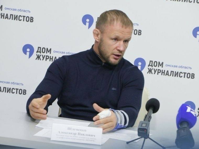 Александр Шлеменко: «В наших силах – не дать просочиться лжи о Великой Победе!» Фото: omskportal.ru
