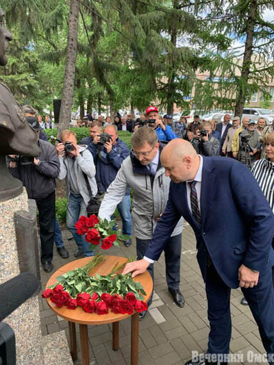 В Омске установили бюст выдающегося ученого Михаила Певцова (ФОТО)