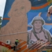 На улице Лермонтова заканчивают рисовать портрет бойца, погибшего в Донбассе Фото: областное правительство