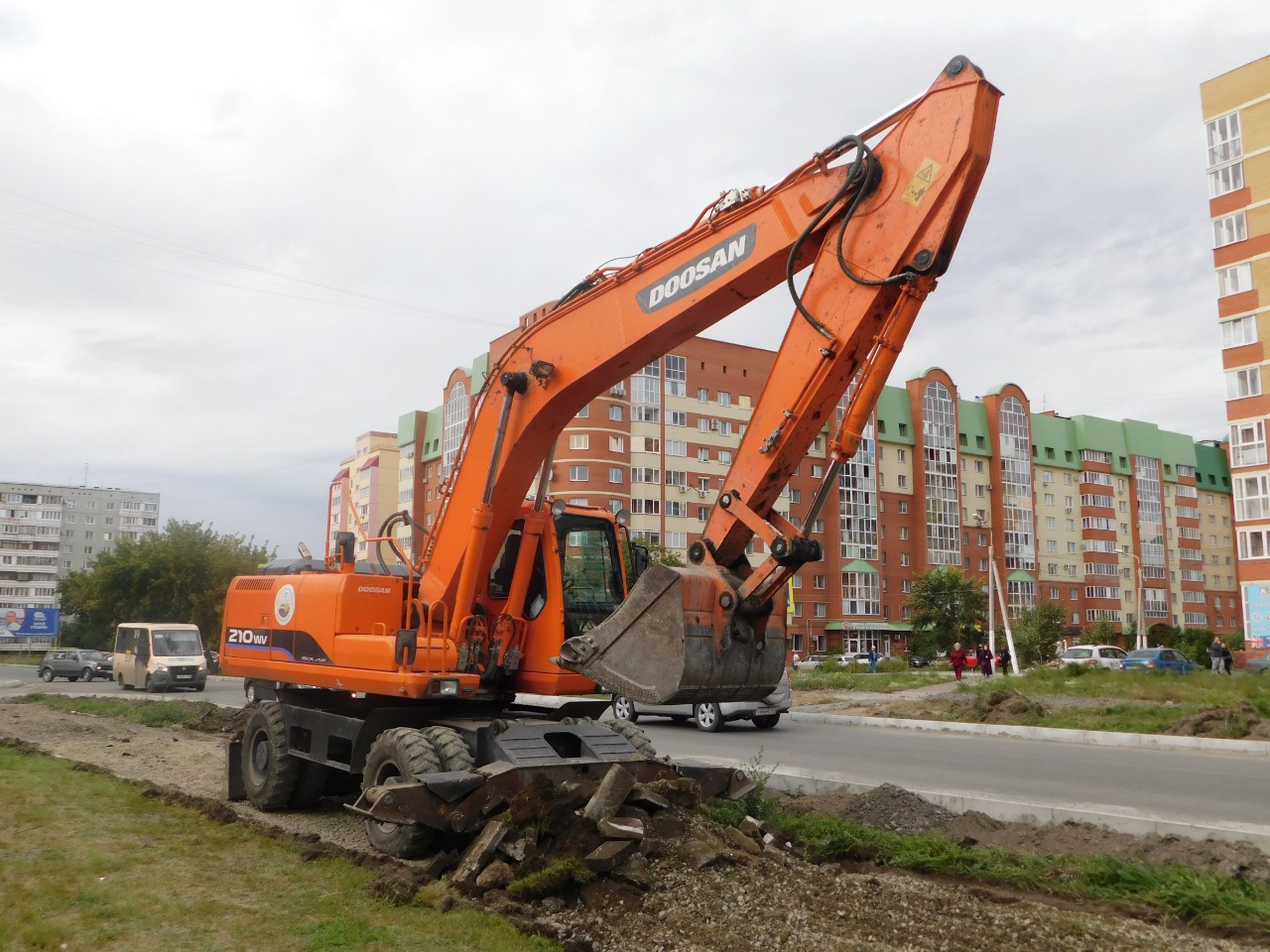 В этом году в Омске дополнительно отремонтируют участок улицы Степанца В этом году в Омске дополнительно отремонтируют участок улицы Степанца