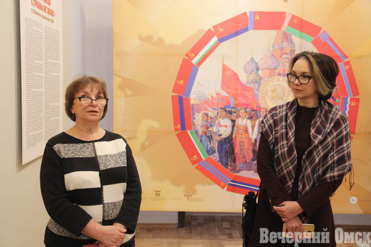 Вы вспомните свою молодость, попав сюда. В омском Эрмитаже открылась выставка советского искусства (ФОТО)