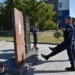 Владимир Путин наградил орденом десантника, лишившегося ног во время обрушения казармы в Светлом Фото: Сергей Сапоцкий