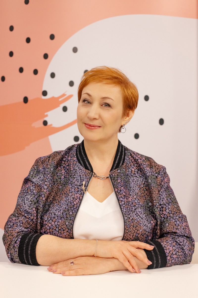 Озвучила «Доктора Хауса» и попала в профессию: омичка - о своей «говорящей» работе