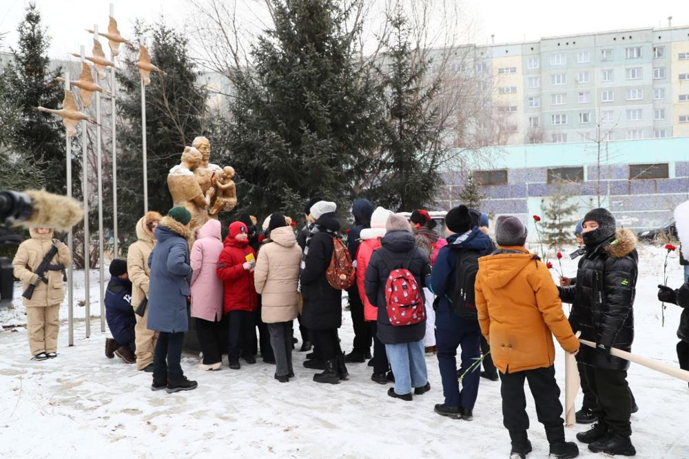 В Омске, в День Героев Отечества состоялся патриотический автопробег (ФОТО)