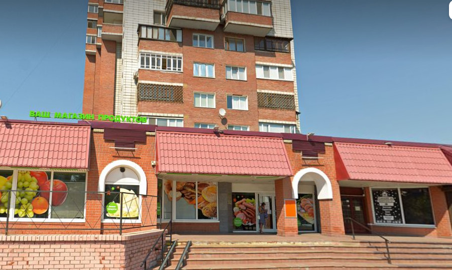 В Омске второй раз пытаются продать помещение ресторана «Альбион» рядом с СКК имени Блинова Фото: Яндекс.Карты