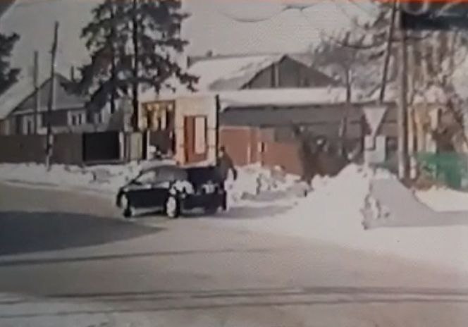 В Омской области объявили в розыск водителя «Тойоты», сбившего пешехода УМВД России по Омской области