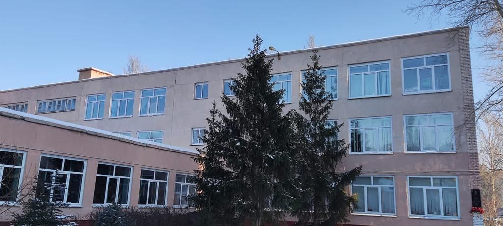 Мэр Омска Сергей Шелест рассказал о проделанной работе в лицее №74 Фото: t.me/shelest_sn