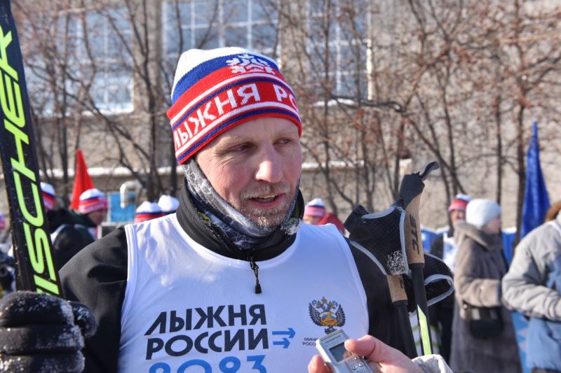 Свыше восьми тысяч омичей вышли на старт «Лыжни России»