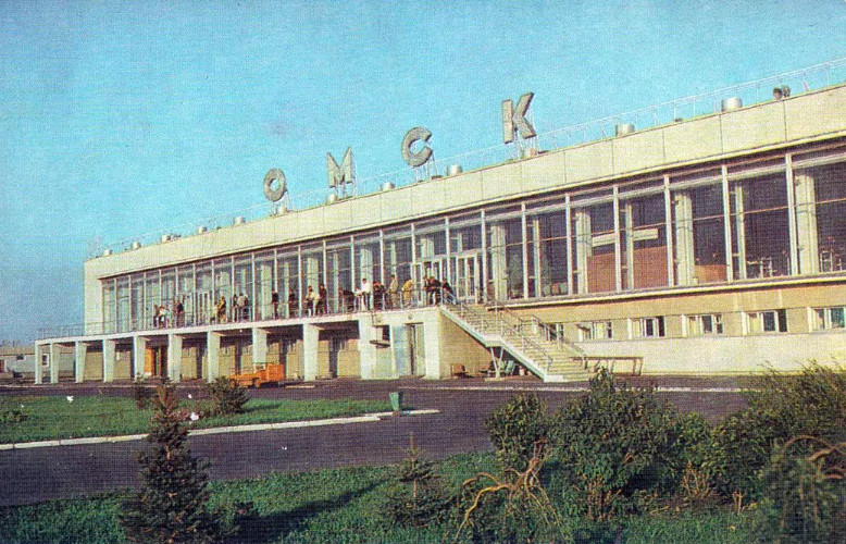 На месте Старого Кировска стоял отдельный город, а «Птичья гавань» появилась случайно: 5 интересных фактов из истории Левого берега
