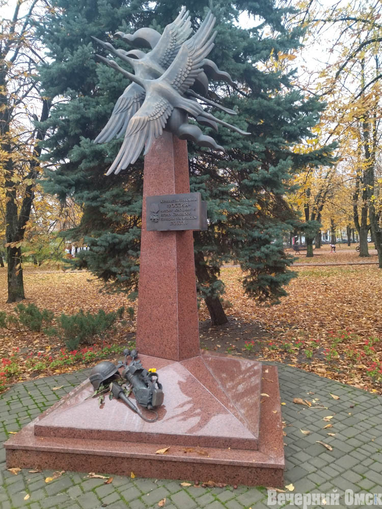 Стаханов: будни прифронтового города. Едем в Луганск, едем в Донецк