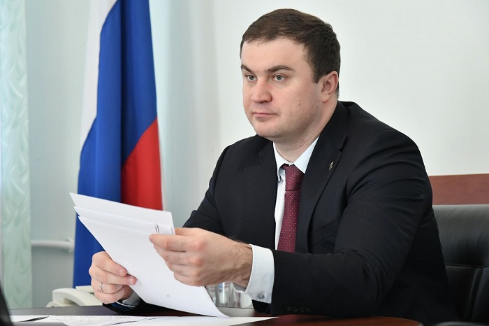 Врио губернатора Омской области Виталий Хоценко провёл прием граждан в приемной Президента России Фото: правительство Омской области