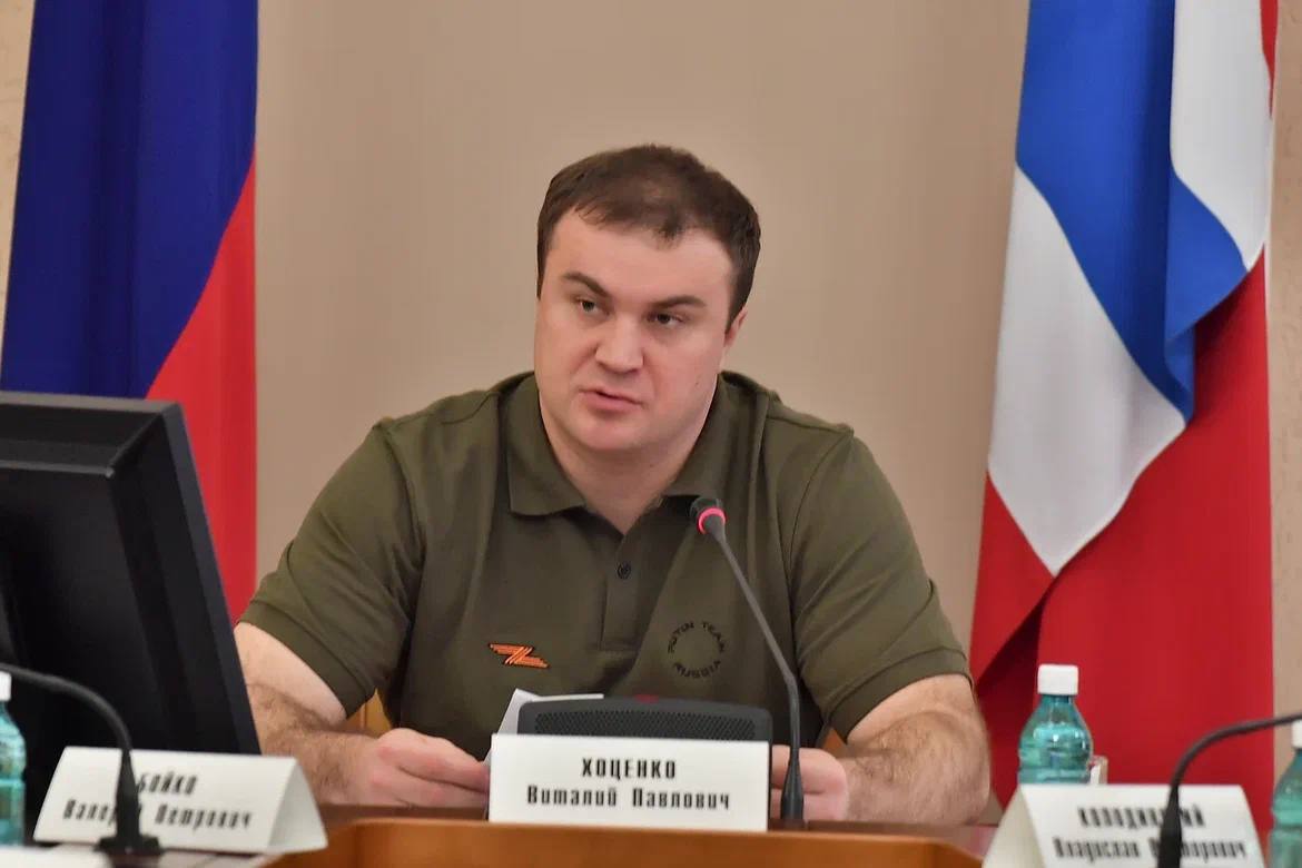 Виталий Хоценко сообщил о региональной выплате для контрактников Фото: пресс-служба правительства Омской области