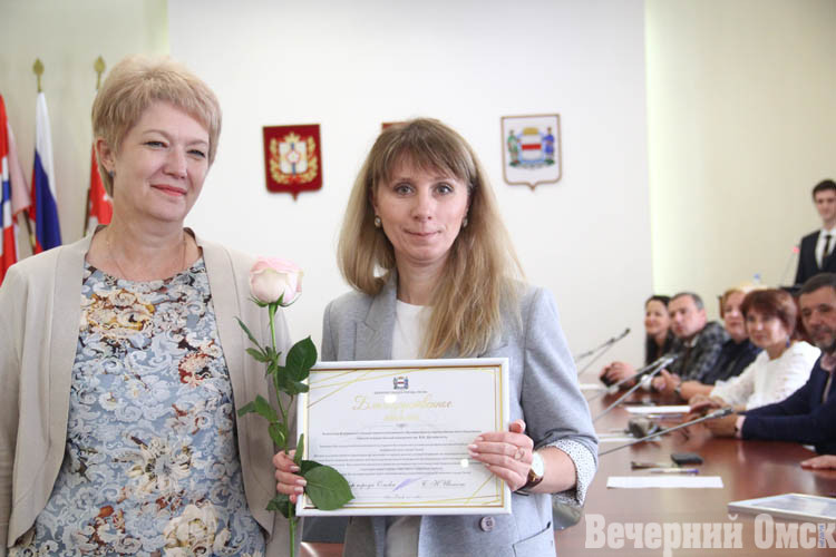 Светить, вдохновлять, созидать: шесть молодых наставников в Омске удостоились премии мэра