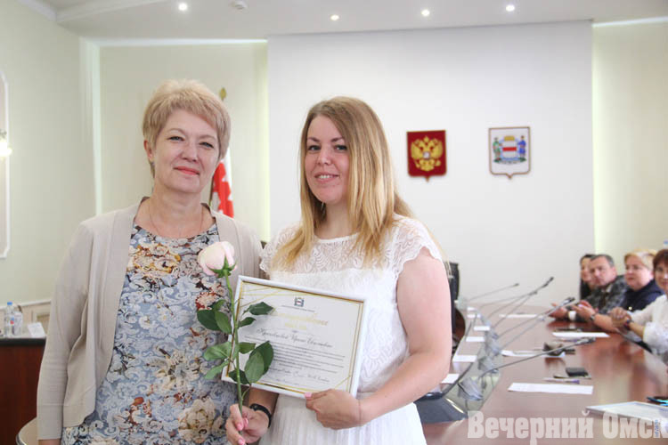 Светить, вдохновлять, созидать: шесть молодых наставников в Омске удостоились премии мэра