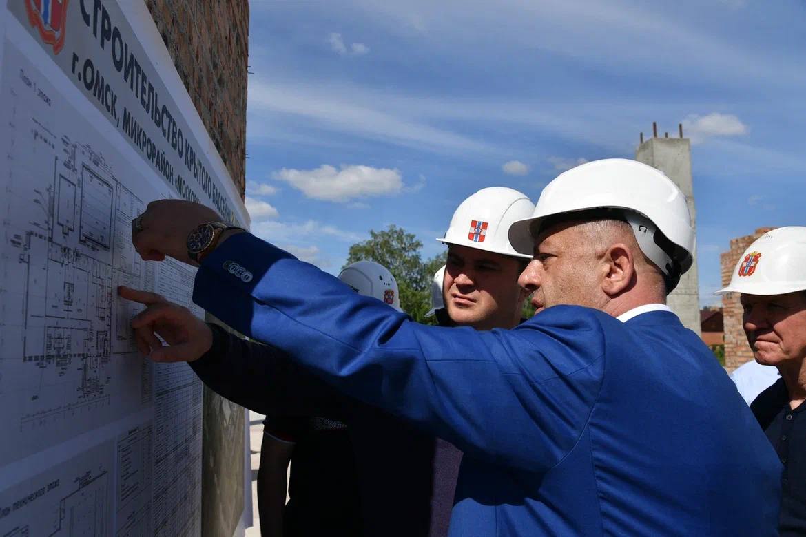 Виталий Хоценко: «Сдача бассейна на Московке-2 планируется в конце 2023 года» Фото: правительство Омской области