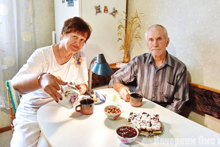 Школьная любовь и дорога в роддом со свадьбы: омичи прожили вместе 57 лет. Их история могла бы стать сценарием к фильму