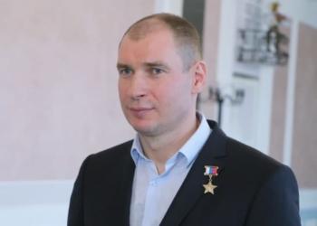 Дмитрий Перминов прокомментировал отчет Виталия Хоценко о деятельности правительства Омской области в 2022 году