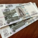 Омские кассиры и продавцы не признают 5- и 10-рублевые купюры Фото: архив "ВО"