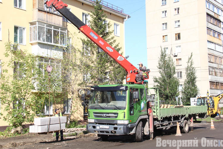 Омские дорожники завершили работы из плана 2023 года и приступили к ремонту объектов, запланированных на 2024 год