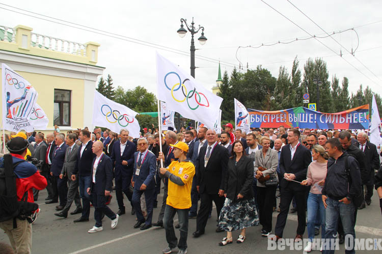 В Омске открыли Аллею олимпийских чемпионов