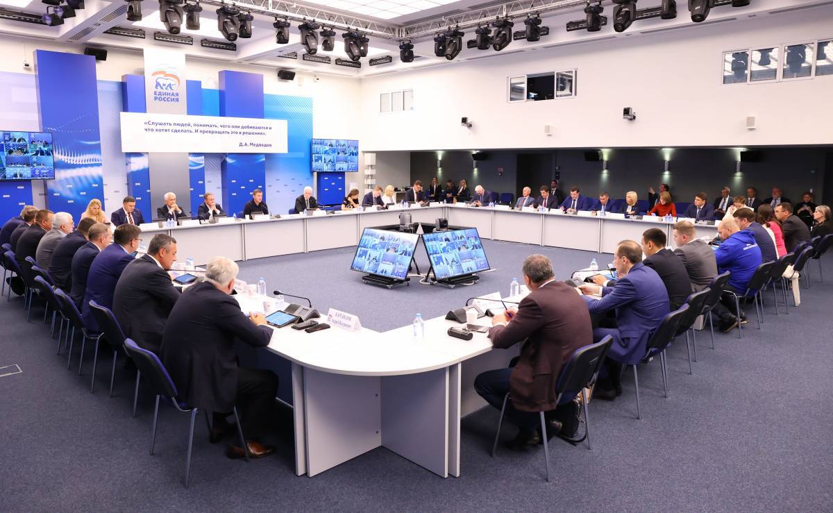 Безоговорочная победа: «Единая Россия» получила 78% мандатов на всех уровнях выборов Фото: omsk.er.ru