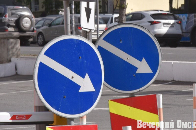 В Омске на сутки перекроют участок улицы на Левобережье Фото: Сергей Сапоцкий
