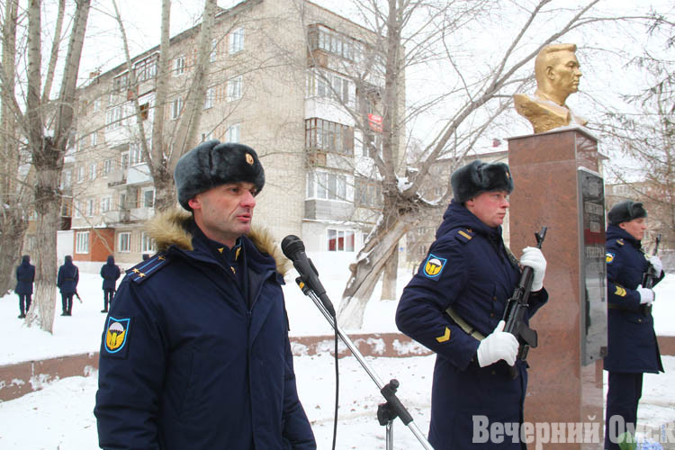 Школе № 148 в посёлке Светлом присвоили имя генерала Василия Маргелова