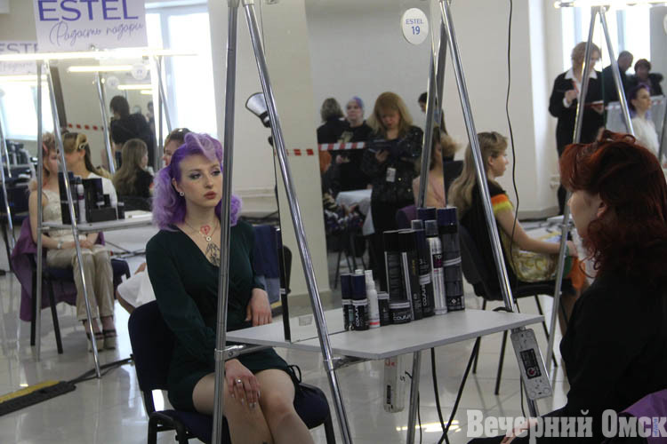 «На ногти с Русалочкой ушла неделя»: в Омске проходит чемпионат красоты