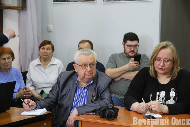 Митрополит Дионисий прокомментировал изменение Соборной площади и обустройство парковки