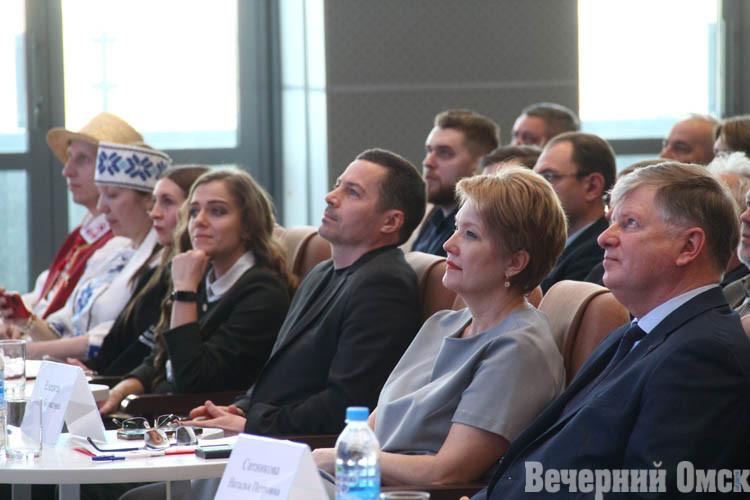 В Омске прошёл второй патриотический форум «Искра»