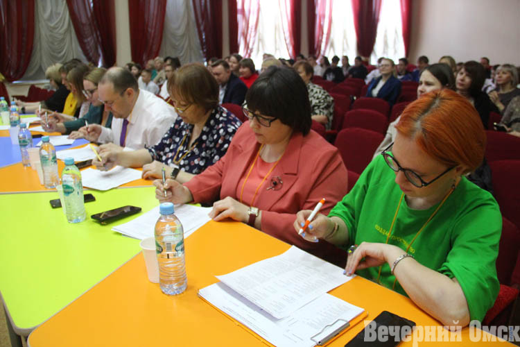 В Омске стартовал очный этап городского профессионального конкурса молодых педагогов "Открытие"