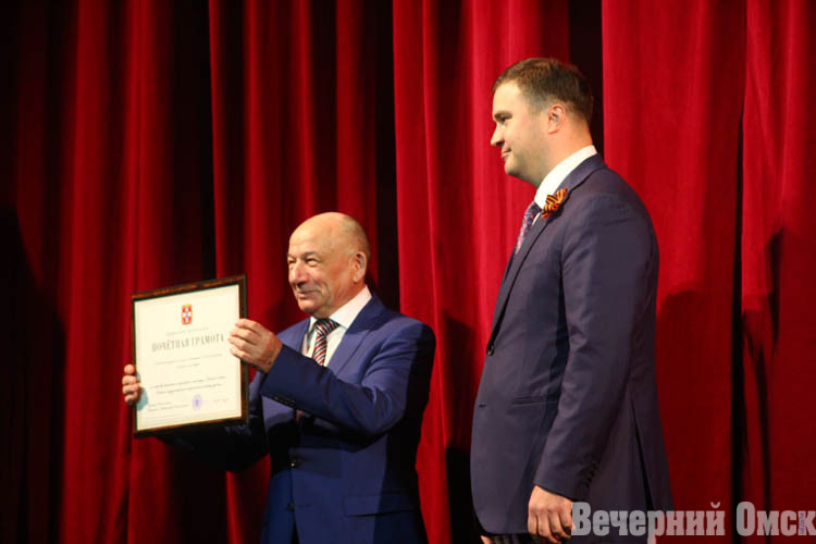 Виталий Хоценко: Омское время идет вместе с Омской драмой Фото: Владимир КАЗИОНОВ