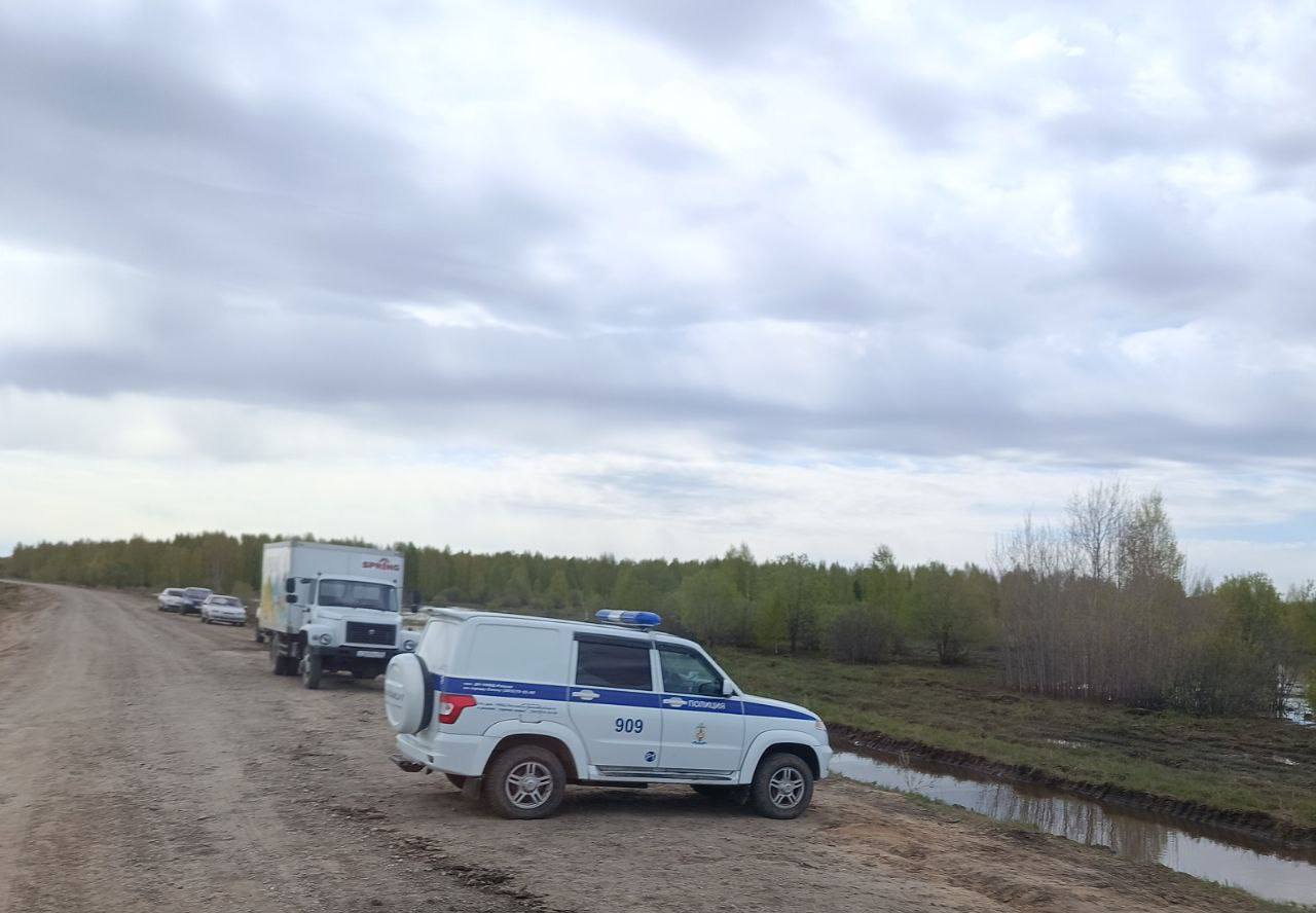 В Усть-Ишимском районе начали открывать дороги, закрытые ранее из-за паводка Фото: телеграм-канал Виталия Хоценко