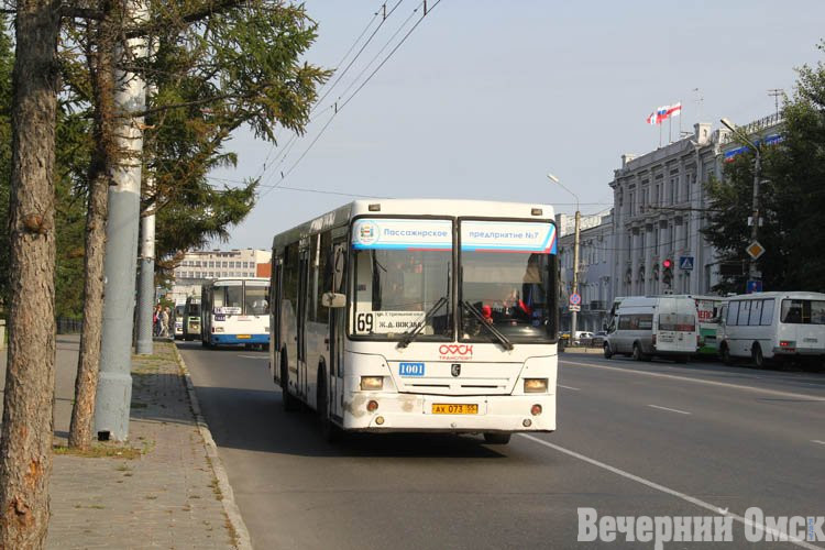 Мэр Омска поручил разобраться с работой кондиционеров в транспорте Фото: Владимир Казионов