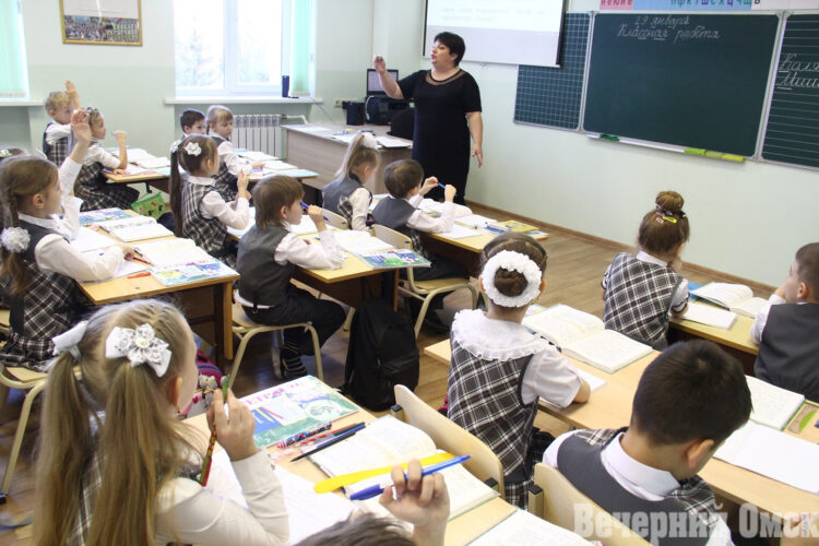Можно ли успеть подготовиться к учебному году за 10 дней? Отвечает омский педагог-психолог Фото: Владимир Казионов