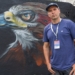 Художник из США Адам Pilot нарисовал в подарок Омску ястреба Фото: Гульнара Джарова