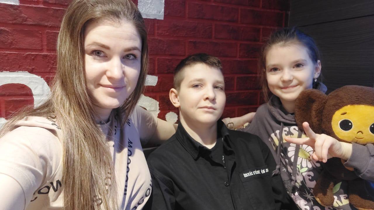 Участник акции «Семья Защитника Отечества»: Если дома всё в порядке, значит можно воевать! Участник акции «Семья Защитника Отечества»: Если дома всё в порядке, значит можно воевать!