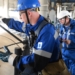 На омском заводе «Газпромнефть-СМ» создают условия для профессионального роста сотрудников Фото: Дмитрий Верхоробин