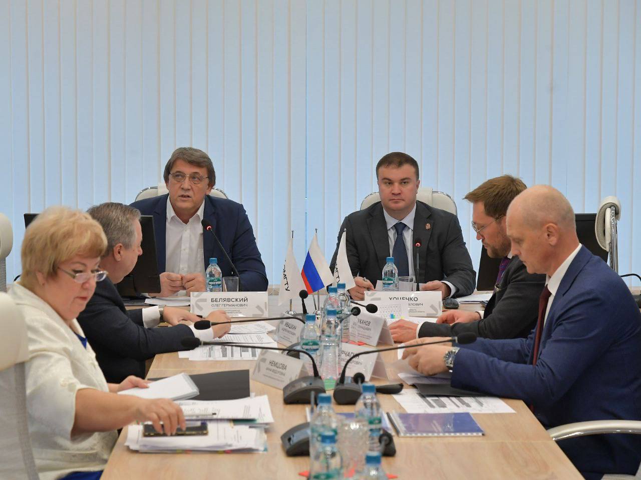 Виталий Хоценко стал председателем наблюдательного совета ОмГТУ Фото: Сергей Мельников