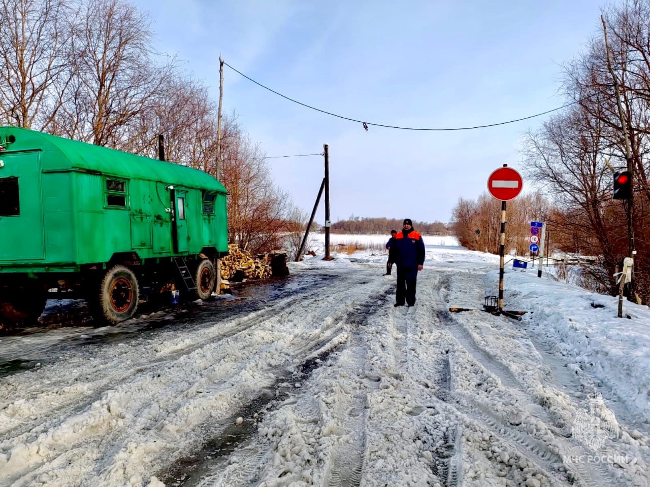 Ледовую переправу закрыли в Омской области Фото: ГУ МЧС России по Омской области