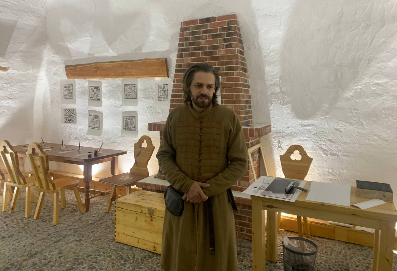 Лубочный печатный терем: как в Омской крепости оживили историю русской печати