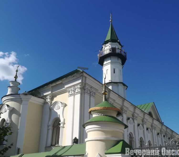 Власти поздравили омских мусульман с Курбан-байрам Фото: Татьяна Попова