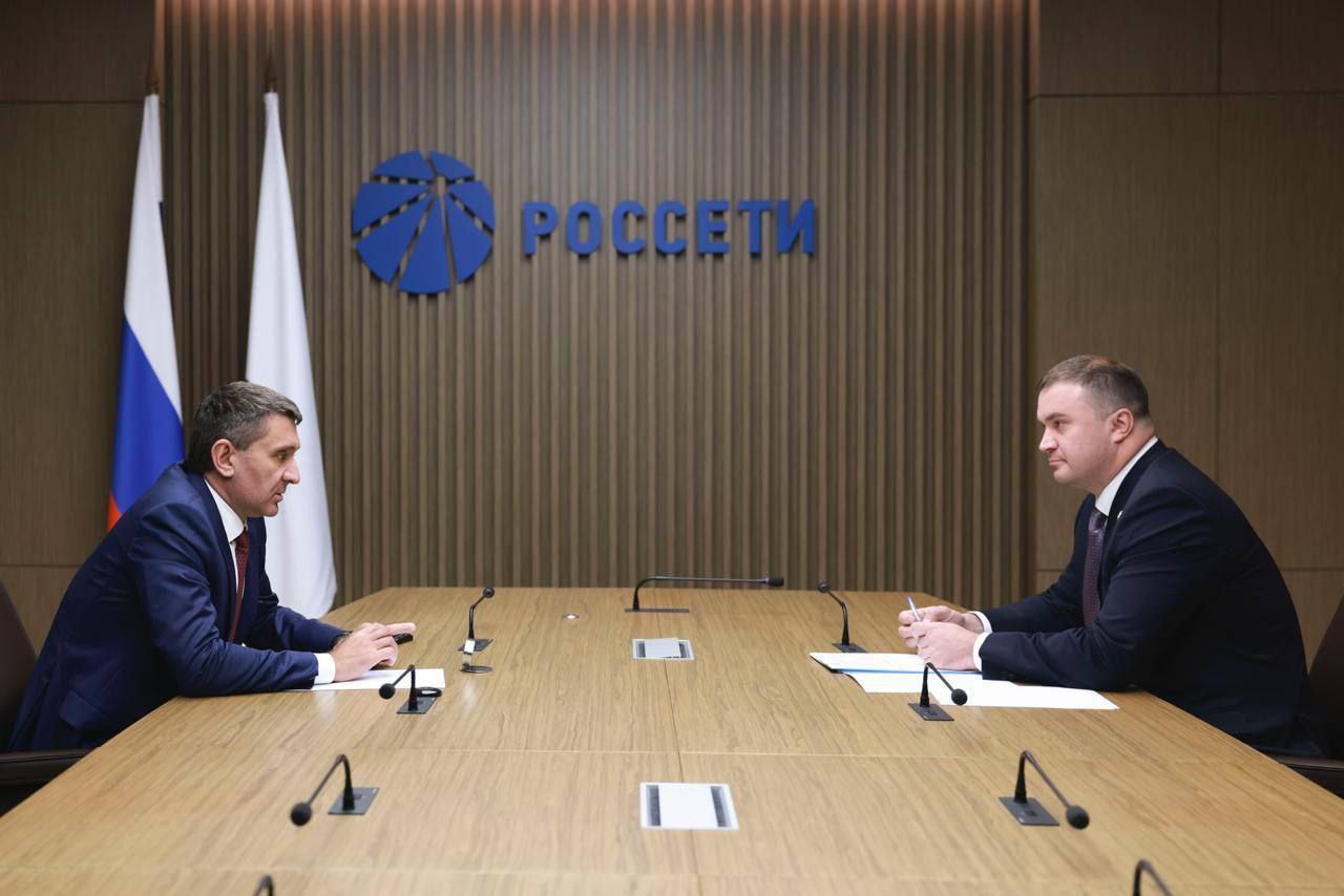 Виталий Хоценко обсудил с «Россетями» вложения в энергосистему Омской области на 1,6 млрд рублей инвестиций Фото: пресс-служба ПАО "Россети"