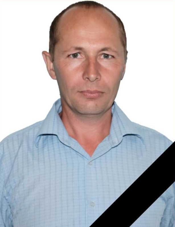 В возрасте 48 лет скончался глава сельской администрации из Любинского района