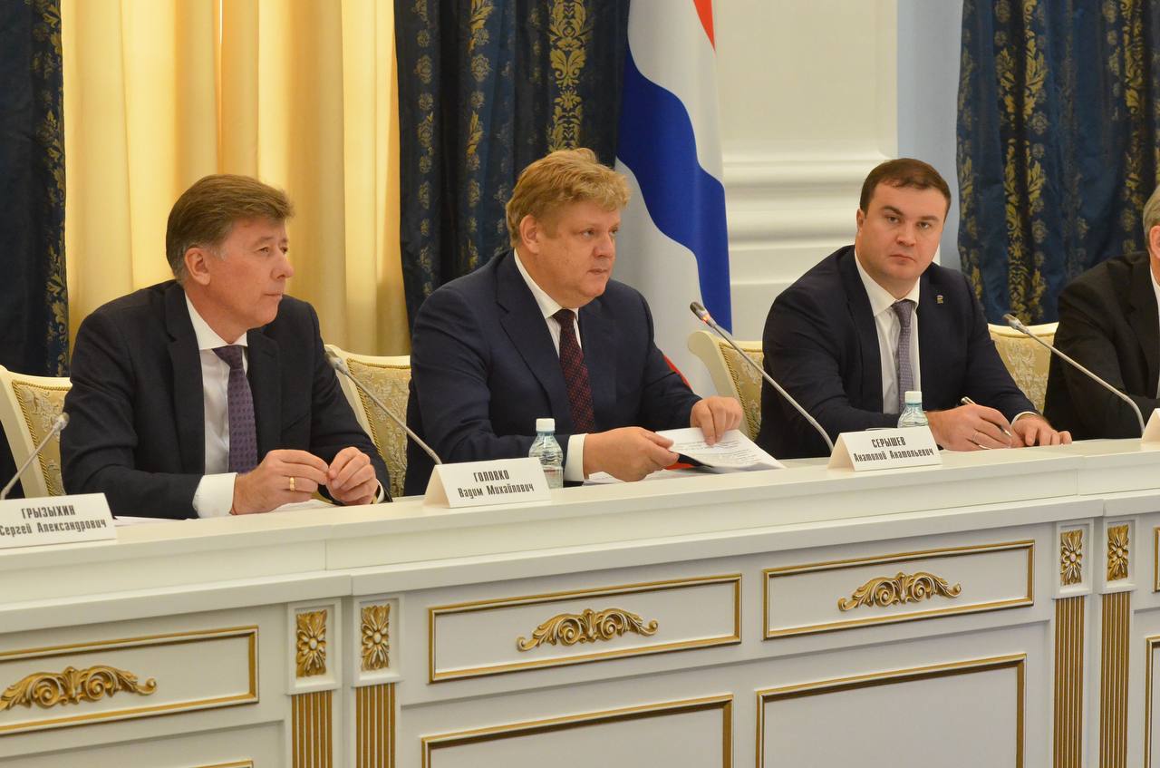 В Омске под председательством Анатолия Серышева обсудили развитие агропромышленного комплекса Сибири Фото предоставлено правительством Омской области