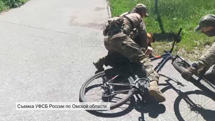 Осужденный за госизмену омич проведет за решеткой около 9 лет