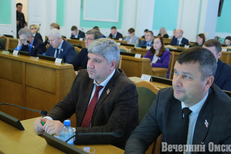 Омский горсовет принял бездефицитный бюджет