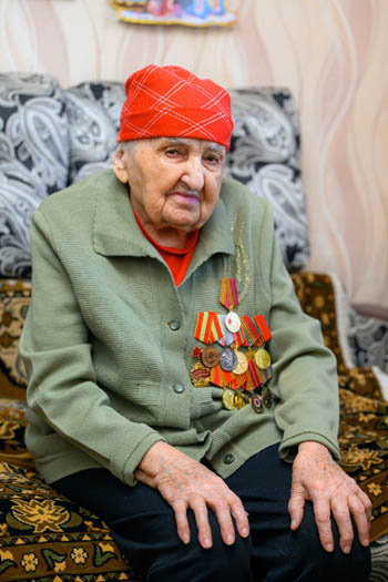 Ветеран АО «Транснефть – Западная Сибирь» Вера Кулишкина отметила 100-летний юбилей