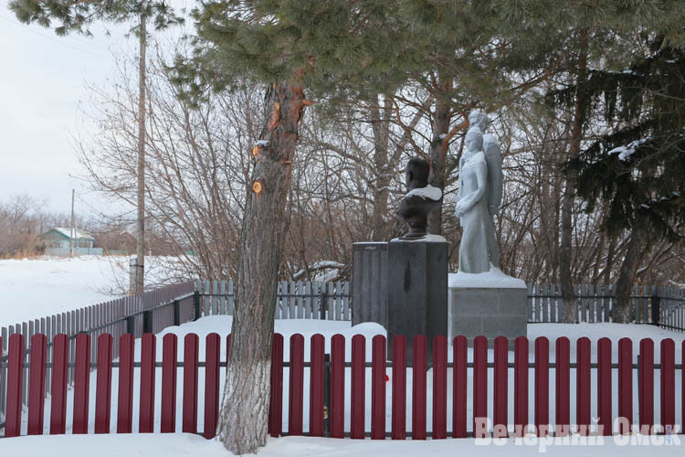 Родина маршала и геотермальный источник: отправляемся в Язово Оконешниковского района